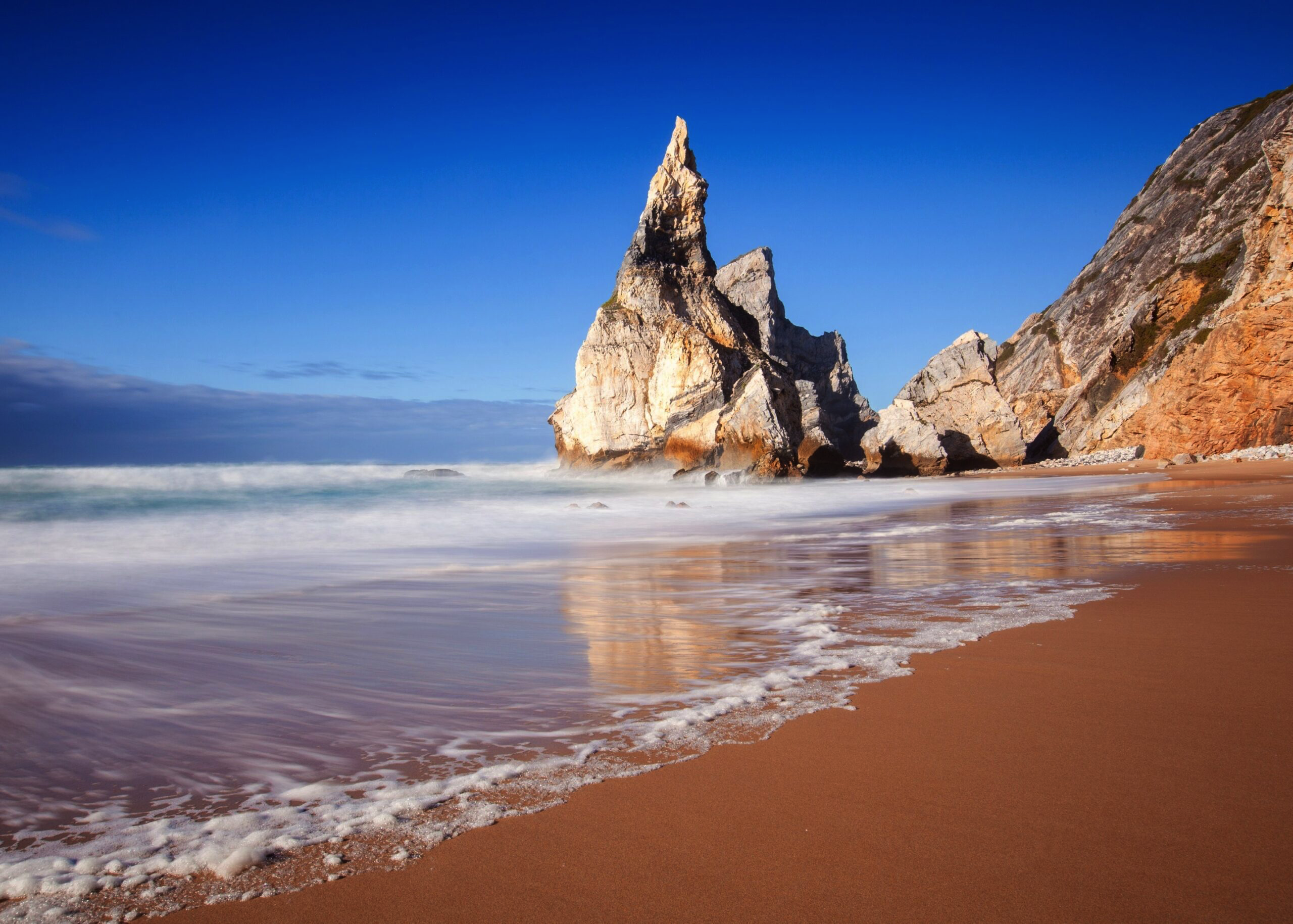 praia-da-adrag