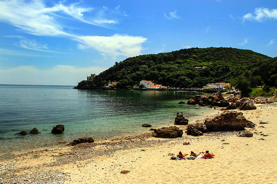 praia-do-portinho